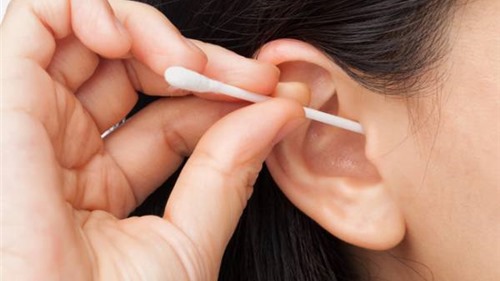 Chuyên gia đưa ra 4 lý do khuyên bạn không nên sử dụng tăm bông để làm sạch tai