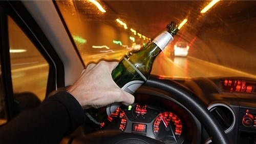 Sửa luật để tăng mức xử phạt đối với tài xế uống rượu bia