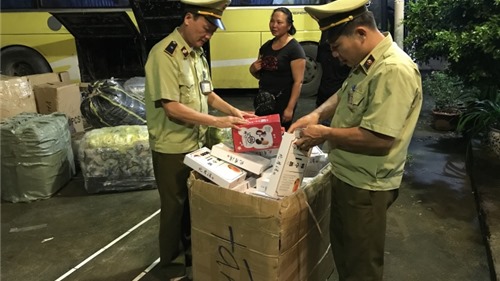 Lạng Sơn: Thu giữ 1000  bánh ngọt nhân trứng và bánh dẻo nhập lậu