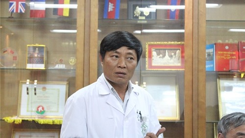 Vụ rác thải BV Bạch Mai: Kỷ luật trưởng khoa, đuổi việc nhân viên