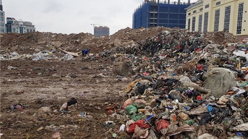 Hà Nội: Di dân vùng ảnh hưởng quanh bãi rác Nam Sơn