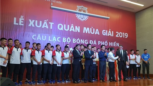 Câu lạc bộ bóng đá Phố Hiến (Tân Á Đại Thành) đặt mục tiêu Top 5 giải hạng Nhất 2019
