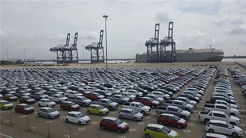 Lượng ô tô nhập khẩu nguyên chiếc giảm 18% trong tháng 4-2019