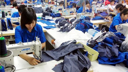 Kim ngạch xuất khẩu hàng dệt may 7 tháng ước đạt 18,34 tỷ USD