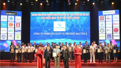 Tân Á Đại Thành nhận "cú đúp" giải thưởng Hàng Việt chất lượng tốt 2019