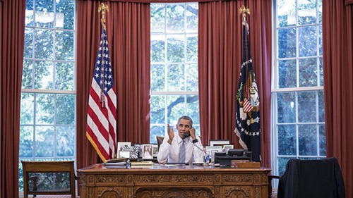 Ảnh Tổng thống Mỹ Obama tại Nhà Trắng được chụp bằng máy ảnh gì?