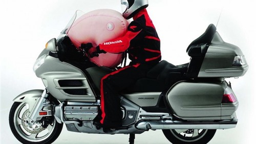 Túi khí an toàn mới cho xe máy Honda hoạt động như thế nào?