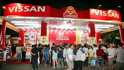 Vụ sản phẩm xúc xích của Vissan kém chất lượng: Liệu có “lặn một hơi” khi “chơi với phốt”?