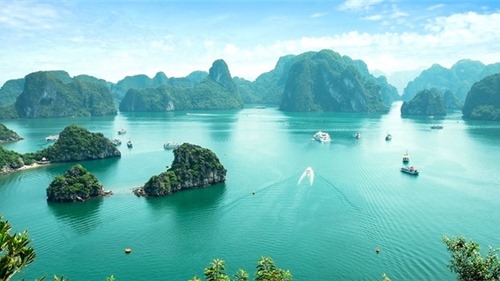 Vịnh Hạ Long vào top 25 điểm du lịch đẹp nhất thế giới
