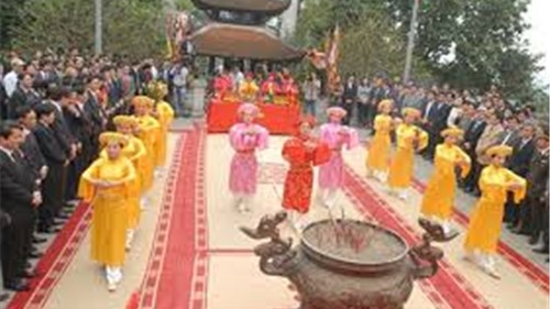 Lãnh đạo Đảng, nhà nước dâng hương tại lễ hội Đền Hùng 2019