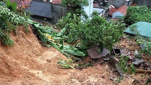 Hà Giang: Mưa lũ gây sạt lở đất, 3 người trong gia đình thương vong