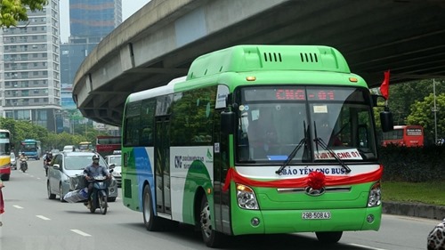 Hà Nội mở thêm 4 tuyến buýt sử dụng nhiên liệu sạch CNG