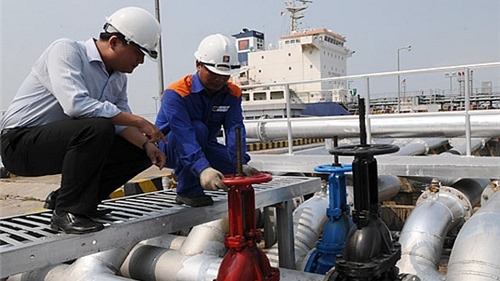 Nhập khẩu xăng dầu trong 5 tháng giảm cả về lượng lẫn kim ngạch