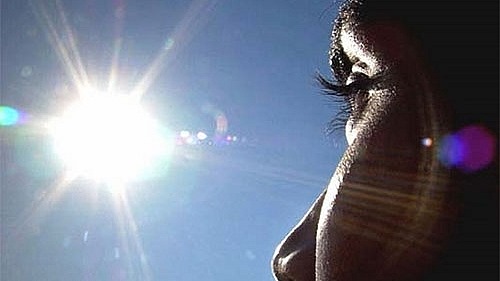 Tác hại của ánh nắng đối với mắt