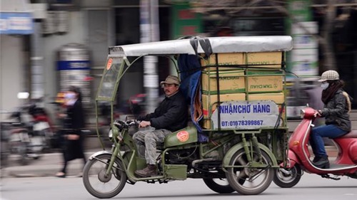Hà Nội: Phần lớn lái xe 3 bánh chở hàng là thương binh giả