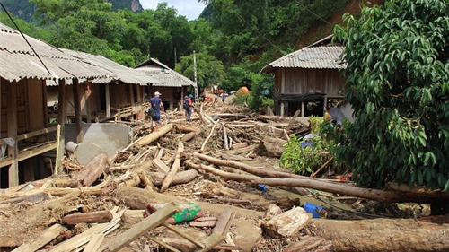 Thanh Hóa: Huy động các nguồn lực khắc phục hậu quả mưa lũ