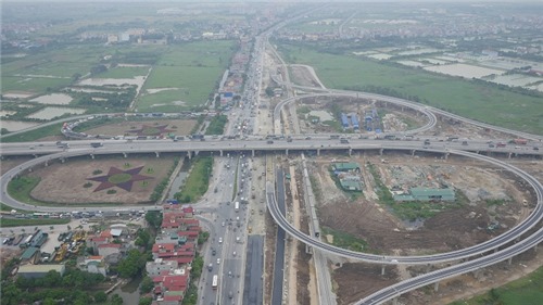Hướng dẫn lái xe cách lưu thông qua nút giao cầu Thanh Trì - Quốc lộ 5