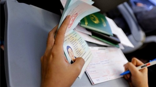 Việt kiều cần điều kiện gì để được miễn thị thực?