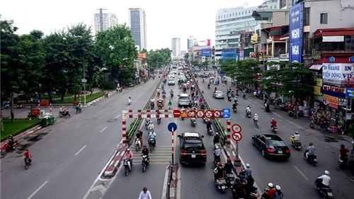 Không khí tại Hà Nội và TP.HCM đều đang “kém lành mạnh”