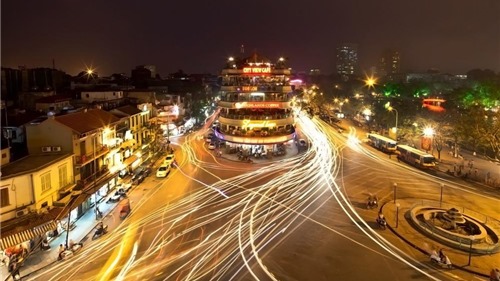  Phát triển kinh tế đêm ở Hà Nội: Thiên thời, địa lợi, nhân hòa