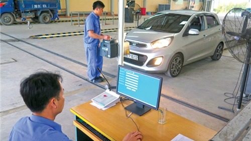 Trước đề xuất tăng phí đăng kiểm xe ô tô, Cục Đăng kiểm VN nói gì?