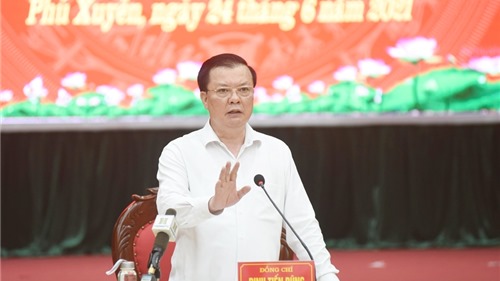 Bí thư Thành ủy Đinh Tiến Dũng: Khơi dậy khát vọng phát triển của huyện Phú Xuyên