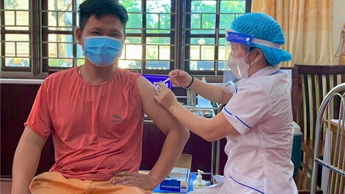 Hà Nội: Hơn 25% người từ 18 tuổi trở lên đã tiêm vắc xin Covid-19
