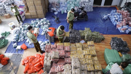 Vụ phá vỡ \"liên minh\" kho chứa hàng nhập lậu 40 tấn: Cục Quản lý thị trường Hà Nội nói gì?