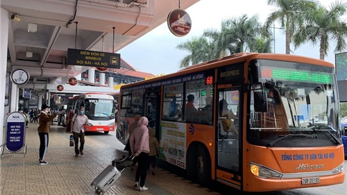 Hà Nội đề nghị mở thêm 4 tuyến buýt kết nối sân bay Nội Bài