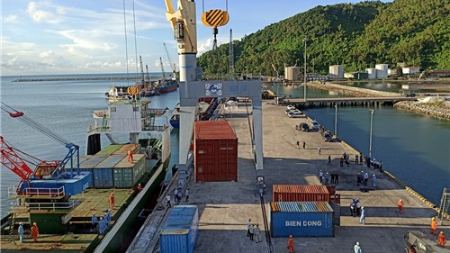 Thừa Thiên – Huế: Dành 18,340 tỷ đồng/năm hỗ vận chuyển hàng container qua cảng Chân Mây 