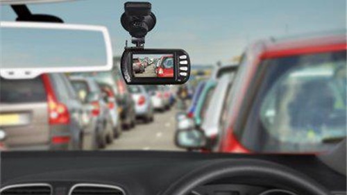 Gần 50% xe kinh doanh vận tải đã lắp camera giám sát