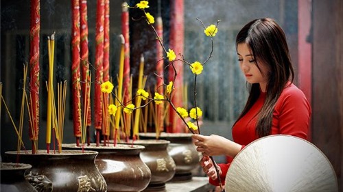 Phong tục lễ chùa đầu năm của người Việt ta