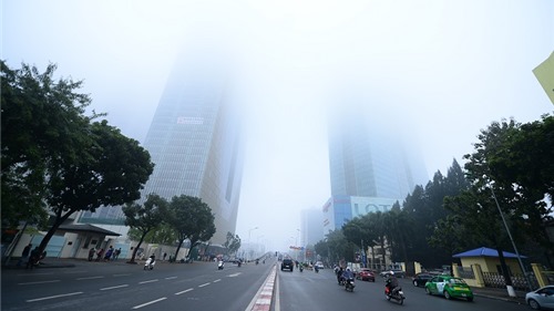 Hà Nội ô nhiễm không khí đáng báo động: Đẩy nhanh tiến độ thu hồi xe cũ, nát