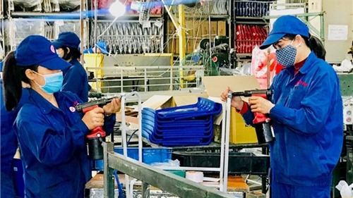 Sản xuất công nghiệp, xuất khẩu của Hà Nội phục hồi tích cực