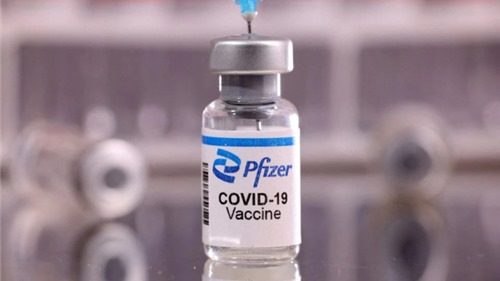 Pfizer/BioNTech thử nghiệm vắc xin Omicron