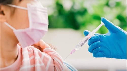 An toàn là yêu cầu hàng đầu khi tiêm vaccine phòng Covid-19 cho trẻ