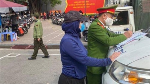 Hà Nội: Gần 500 điểm trông giữ xe trái phép bị xử lý