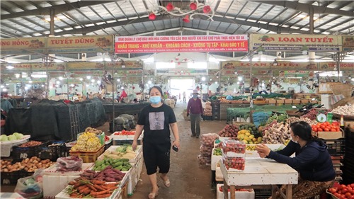 Đà Nẵng: Dùng “phiếu đi chợ công nghệ” bằng thẻ QR Code
