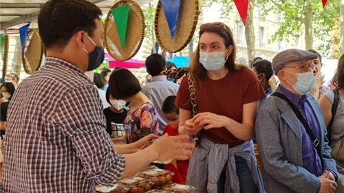 Vải thiều Việt Nam “đánh bật” vải Madagascar tại Pháp
