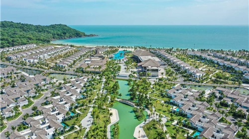 Cận cảnh 2 khách sạn mới của Sun Group được báo Mỹ gợi ý khi đến Hà Nội và Phú Quốc