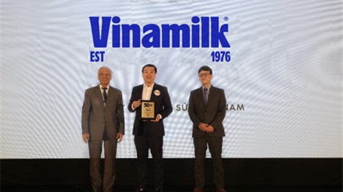 Bộ sưu tập giải thưởng quốc tế “khủng” của sản phẩm mới ra mắt nhà Vinamilk – sữa hạt Super Nut