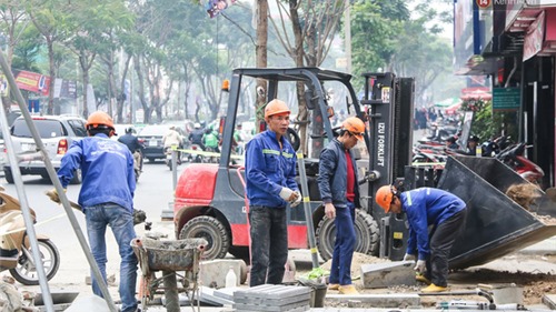 UBND Hà Nội yêu cầu phối hợp đồng bộ thi công đào đường, đào hè