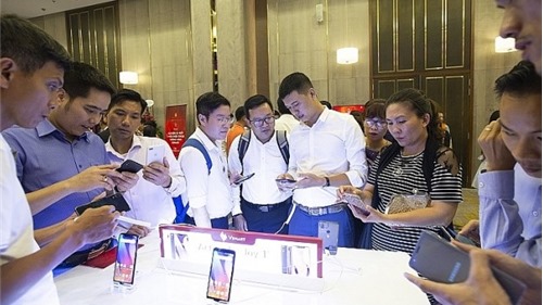 Thị trường smartphone Việt Nam: Cánh cửa nào cho thương hiệu Việt?
