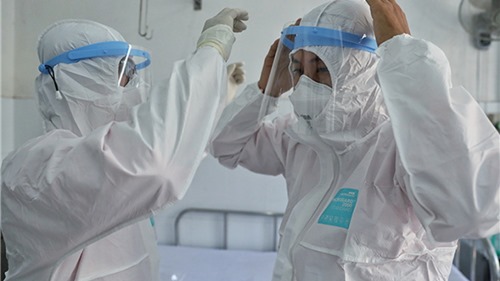 Xác nhận ca nhiễm virus corona thứ 10 tại Việt Nam