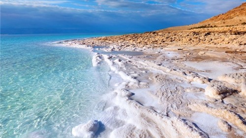 Bí mật những nguyên tố làm nên sự kỳ diệu trong bùn khoáng Biển Chết