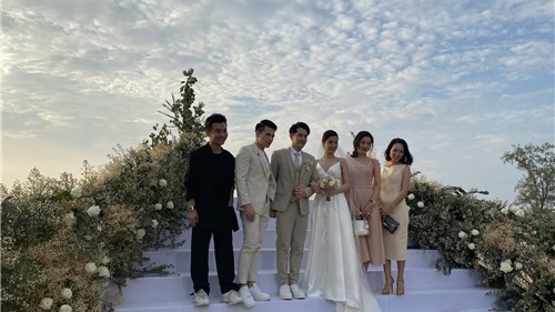 Đám cưới Đông Nhi – Ông Cao Thắng ngập trong nắng vàng đảo Ngọc Phú Quốc