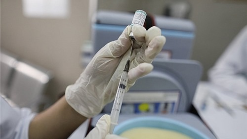 WHO cảnh báo dịch Covid-19 diễn biến xấu, khả năng 1 năm nữa mới có vắcxin 
