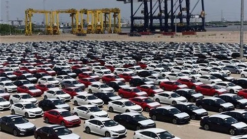 Ô tô nhập khẩu tăng mạnh trong nửa đầu tháng 8/2020