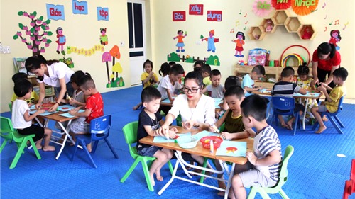 Hà Nội hỗ trợ giáo viên trường ngoài công lập bị ảnh hưởng bởi dịch Covid-19