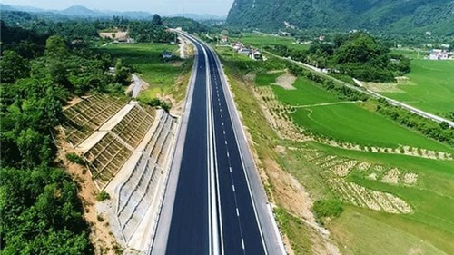 Đề xuất hơn 100.000 tỷ đồng làm thêm 820km cao tốc tuyến Bắc - Nam